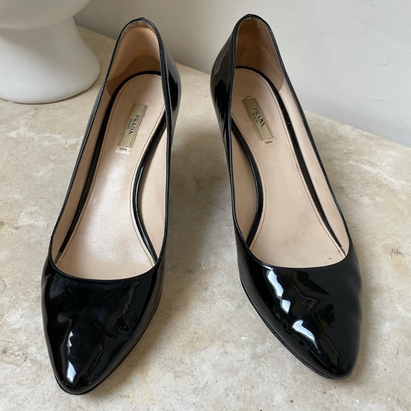 PRADA Black patent leather triangle heels - Picture 1 of 16